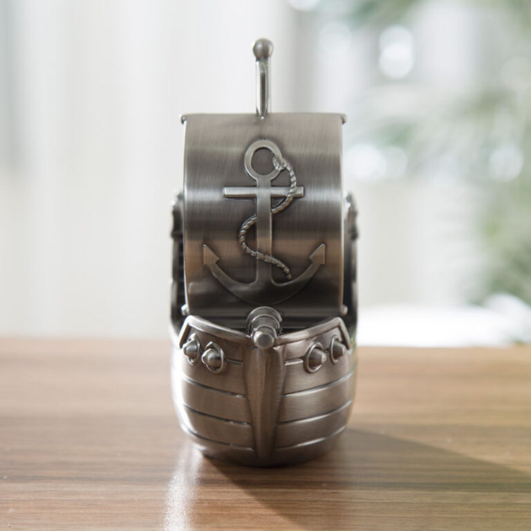 Pirate ship piggy bank (2)