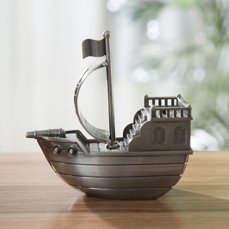 Pirate ship piggy bank (3)