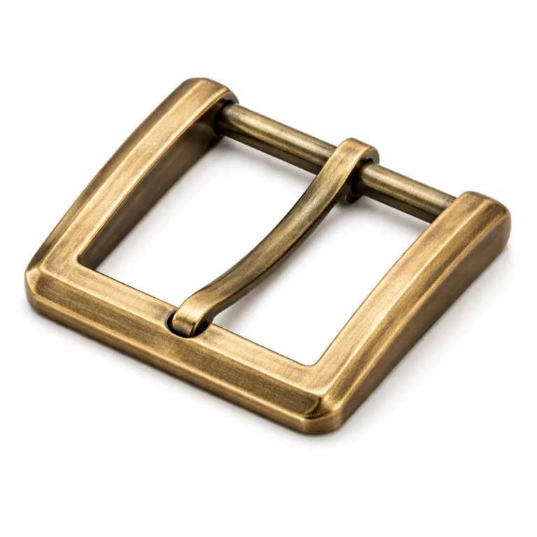 This fashion belt buckle features an electroplated antique brass finish on zinc alloy, with a matte sandblasted surface texture and crisp beveled edges. Stylish and durable for premium belts.