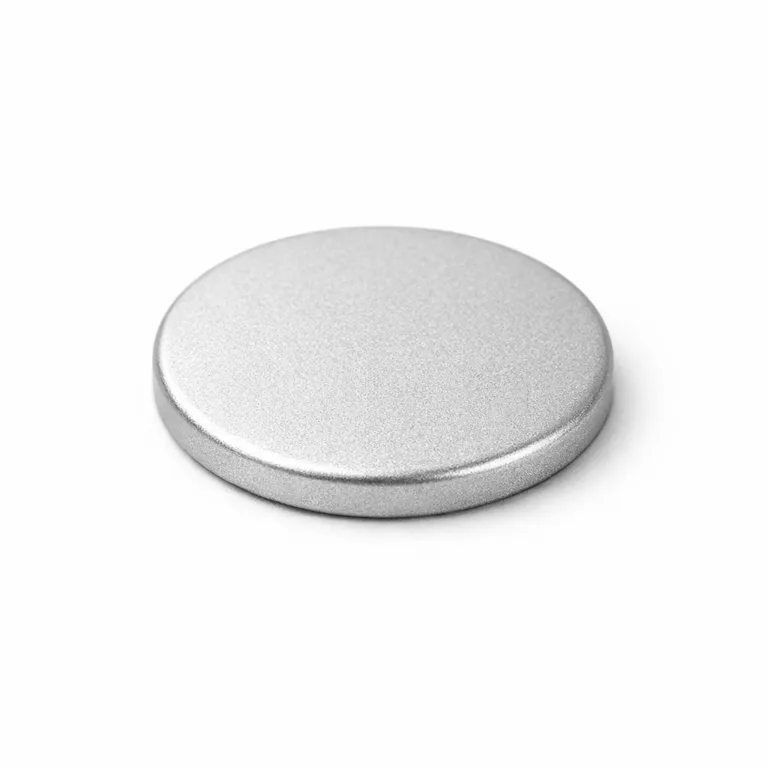 A sandblasted matte stainless steel snap button cap with a subtle 2D flat design and matte silver electroplated finish, captured with commercial lighting for e-commerce.