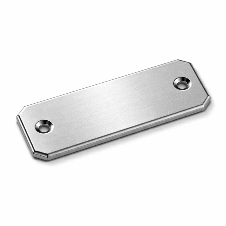 gr rivet on metal tag matte silver A realistic product photo featuring a rectangular rivet-on metal clothing tag crafted from zinc alloy with a brushed matte silver finish, crisp beveled edges, and two fixed rivet holes. Ideal for garments and accessories.